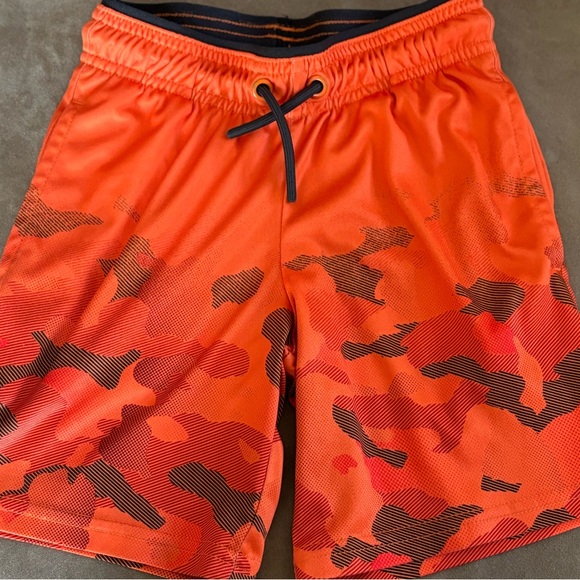 Boys XS (4/5) bundle of shorts - Picture 2 of 8